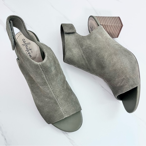 NEW Clarks Deva Bell Suede Booties Block Heel Olive Green Leather Size 9 - Picture 10 of 10